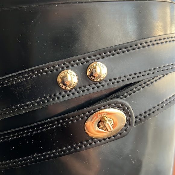 NEW COACH Tara Shiny Rubber - Picture 2 of 7